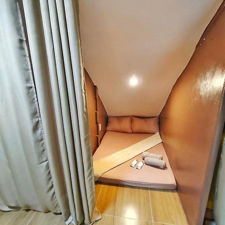 Mactan Airport Hostel At Aashvi Cozy Cabin Lapu-Lapu City Esterno foto