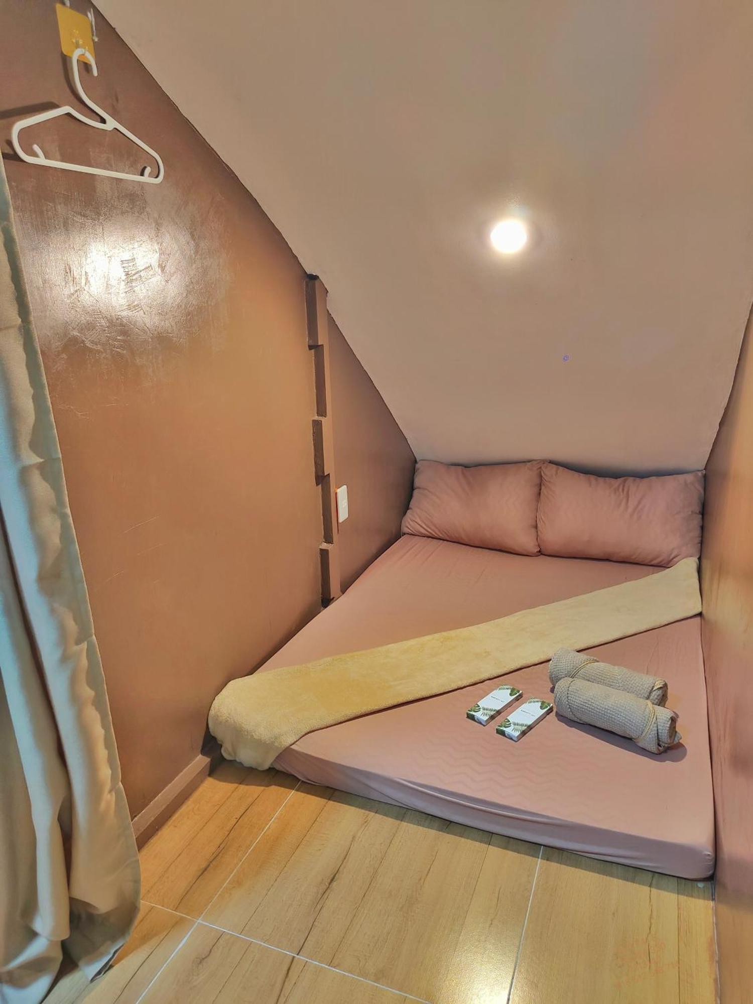Mactan Airport Hostel At Aashvi Cozy Cabin Lapu-Lapu City Esterno foto