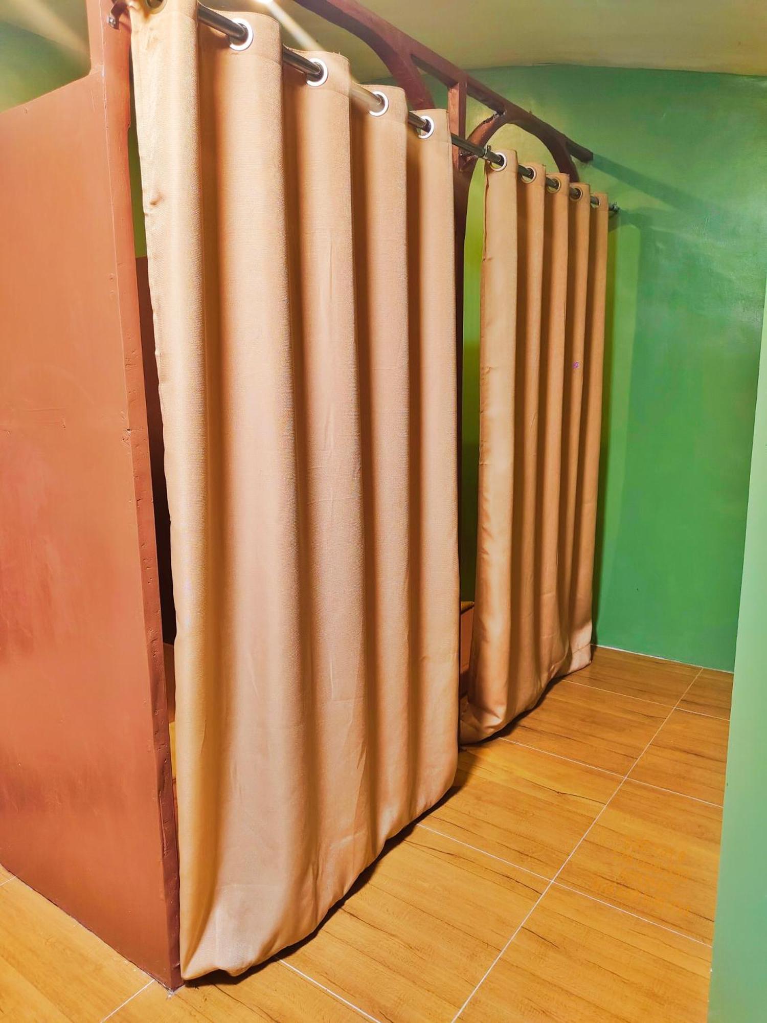 Mactan Airport Hostel At Aashvi Cozy Cabin Lapu-Lapu City Esterno foto